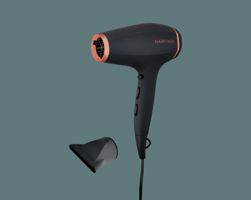 remove water from your phone speaker with hairdryer